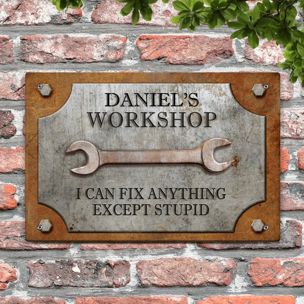 For DIY lovers - Personalised door sign for craftsmen